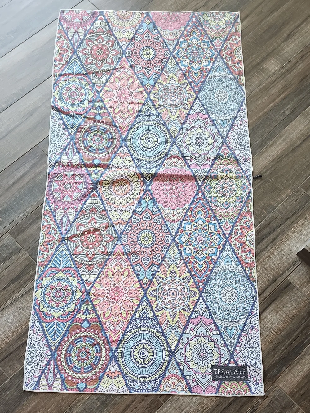 Tesalate Australlia Antibacterial Sand Free Beach Towel